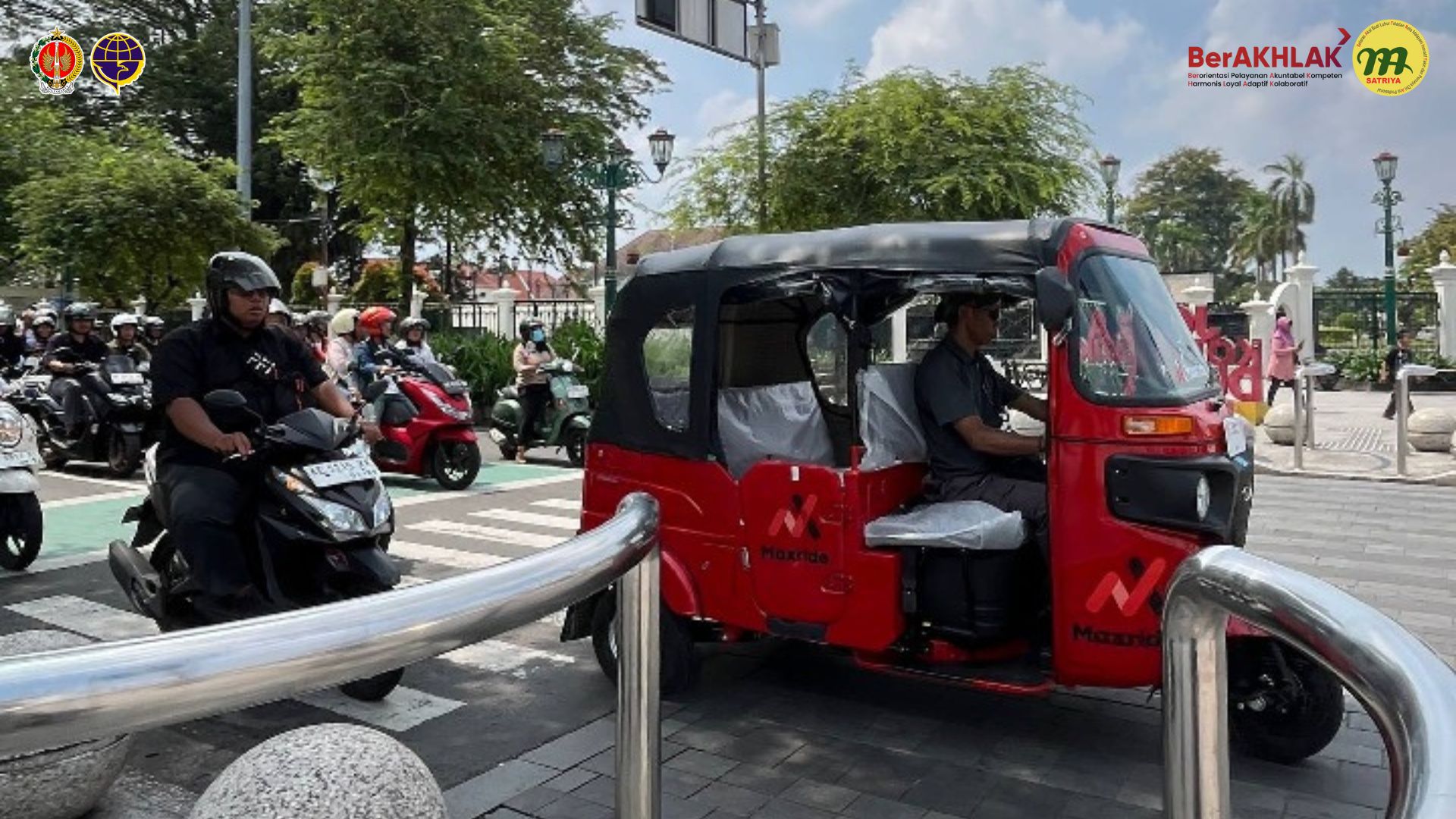 Kunjungan Kerja  Dinas Perhubungan Kota Semarang dalam Rangka Sharing Pengendalian Operasional Kendaraan Bermotor Roda 3 Berbasis Transportasi Online