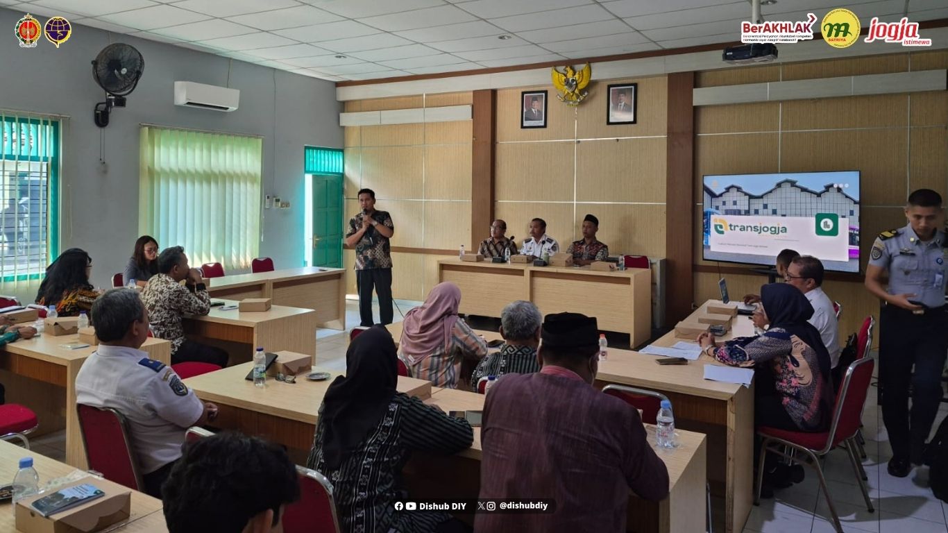 Dishub DIY Gelar Sosialisasi Pengamanan Aset Prasarana Angkutan di Kalurahan Maguwoharjo