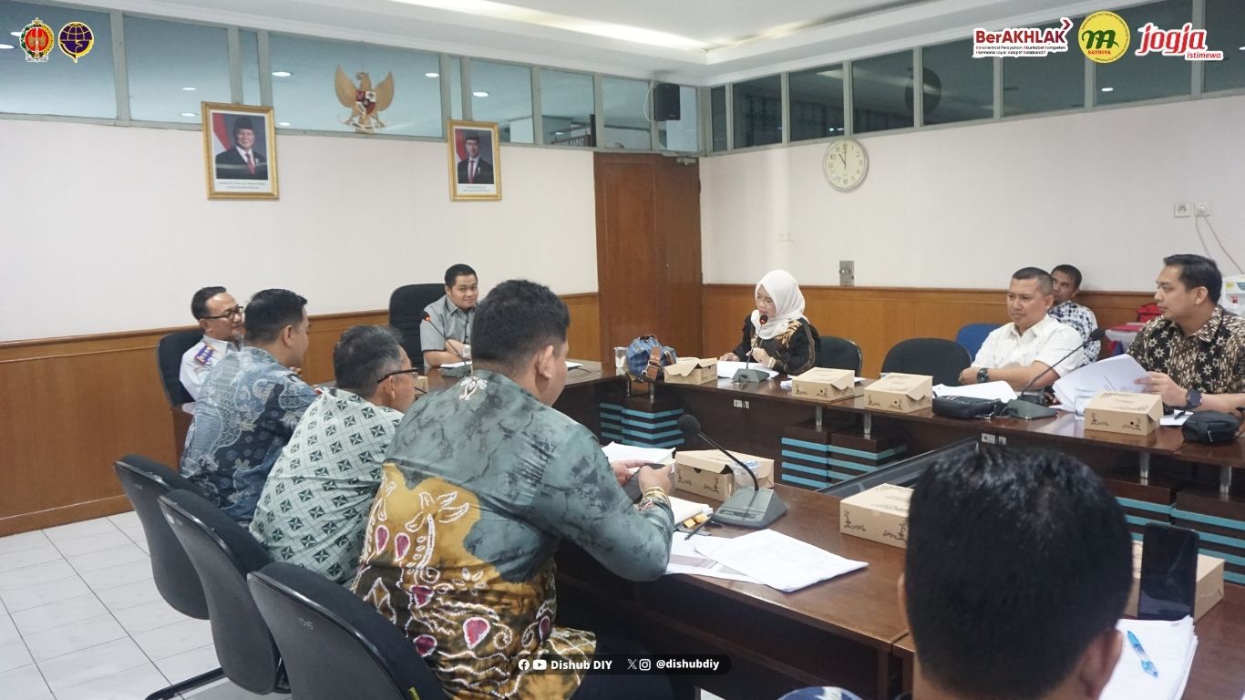 Dinas Perhubungan DIY Terima Kunjungan DPRD Kota Banjarbaru dalam Pembahasan Raperda Transportasi Lokal