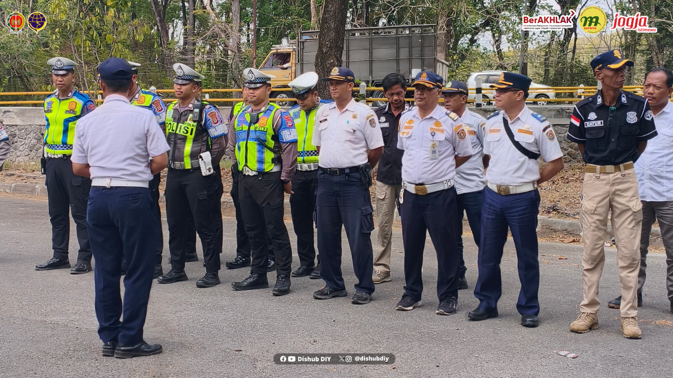 Dishub DIY Bersama Tim Gabungan Gelar Penegakan Hukum LLAJ di Gunungkidul, Periksa 171 Kendaraan