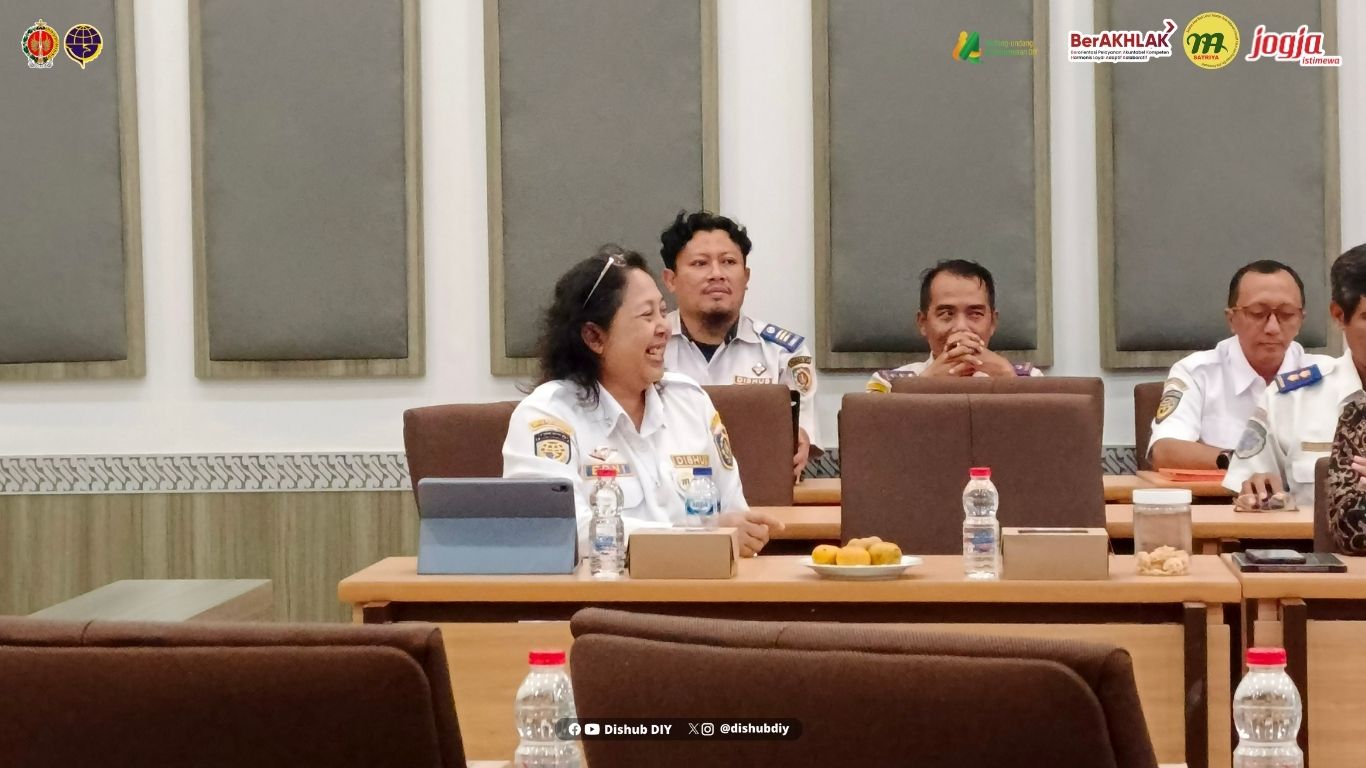 Pemda DIY dan Pemkot Yogyakarta Evaluasi Regol Ayom di Kawasan Malioboro
