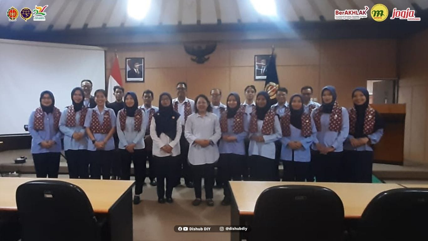 Dinas Perhubungan DIY Tampil Penuh Semangat di Final Lomba Paduan Suara