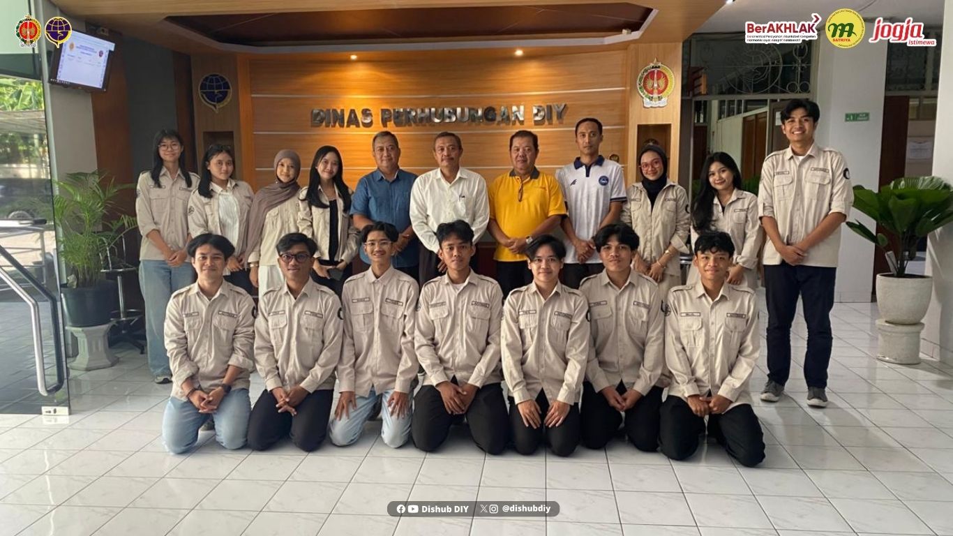 Dema Fisipol UGM Audiensi dengan Dishub DIY Bahas Transportasi Publik yang Inklusif bagi Difabel